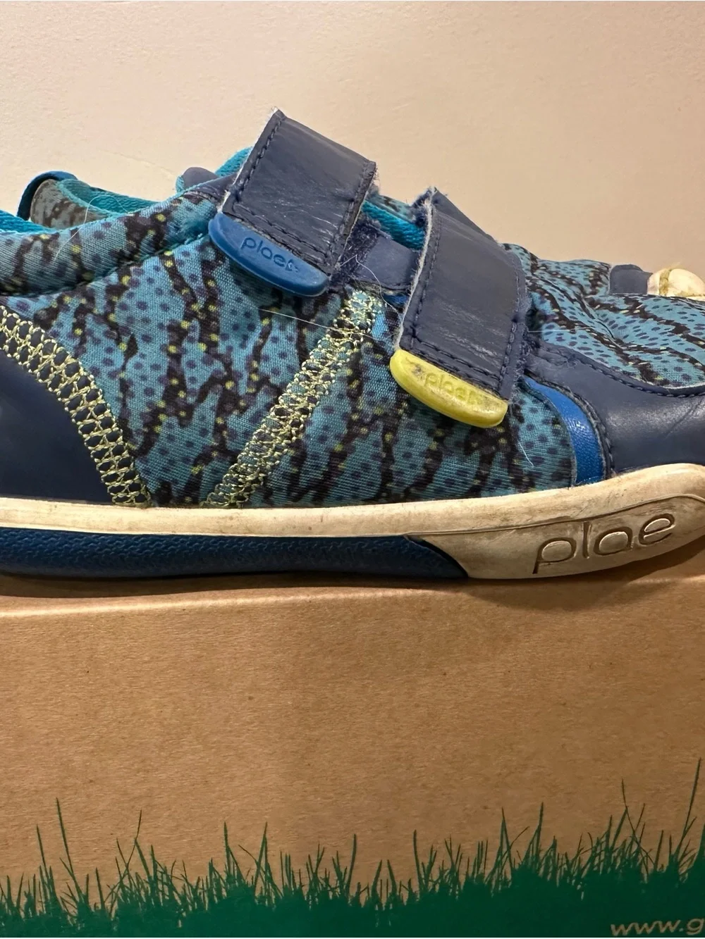 PLAE Kids Navy Patterned Velcro Sneakers
